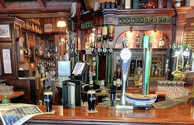 Bar Counter Killarney Avenue Hotel